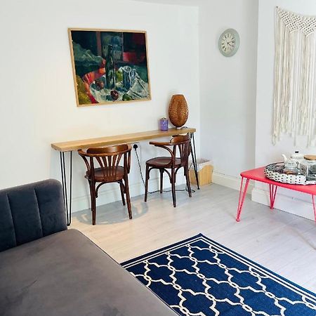 Apartament Lavender Den Londyn Zewnętrze zdjęcie