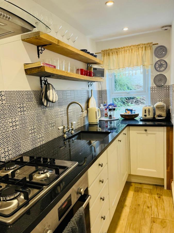 Apartament Lavender Den Londyn Zewnętrze zdjęcie