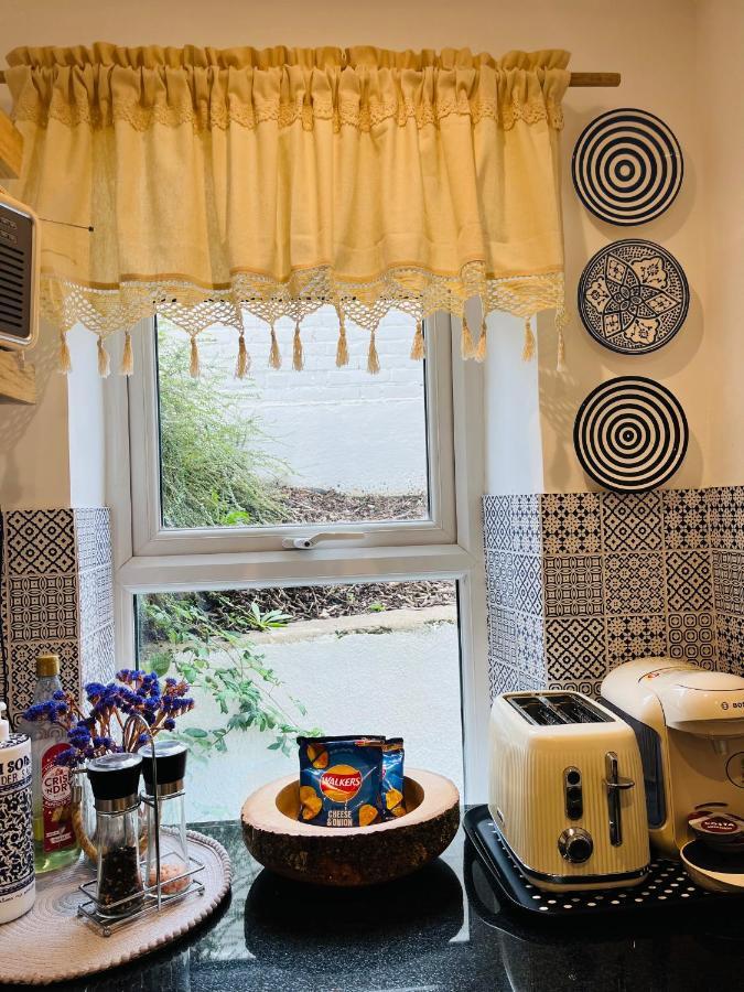 Apartament Lavender Den Londyn Zewnętrze zdjęcie